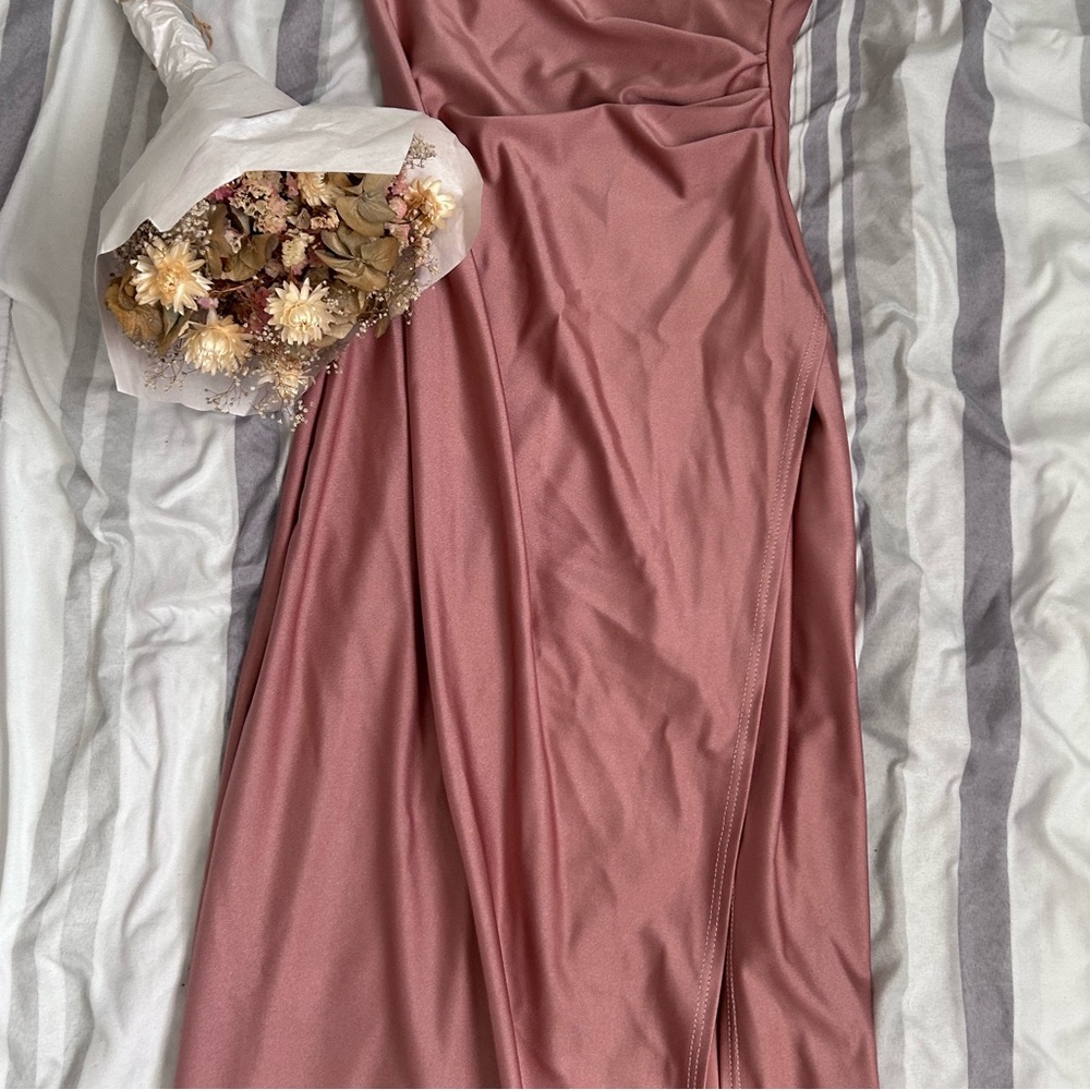 Dress! - Picture 3 of 4